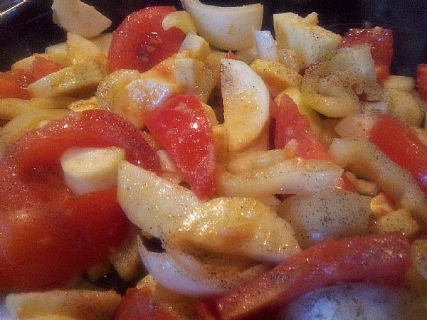 Jajčna omleta s popečeno zelenjavo